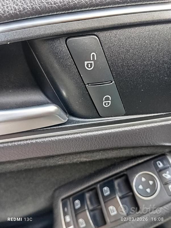 Usata Mercedes GLA180 Premium 108 CV (79 kW) 2015 Bianco SUV