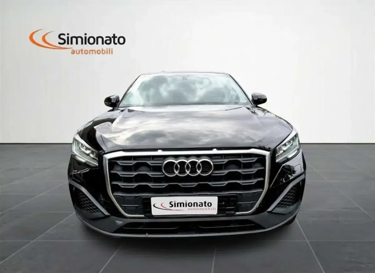 Usata Audi Q2 150 CV (110 kW) 2022 Nero SUV