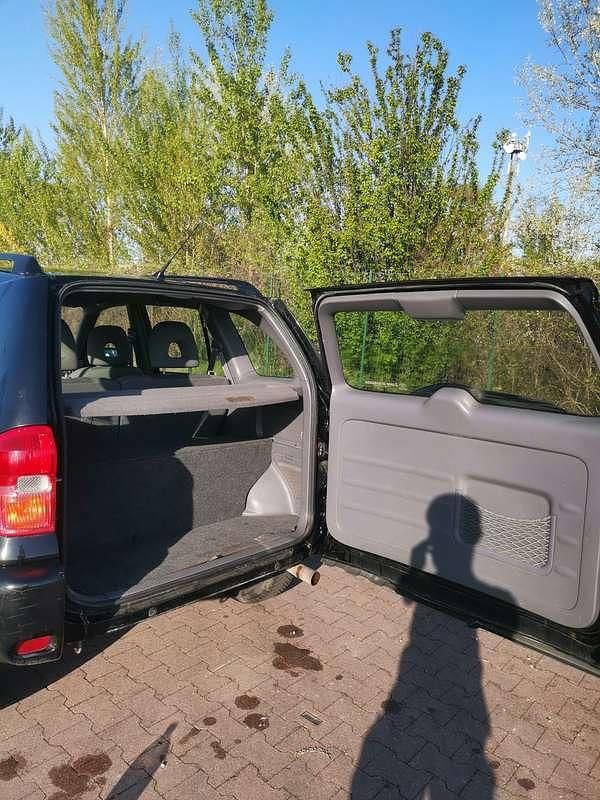 Usata Toyota RAV4 150 CV (110 kW) 2001 Nero SUV