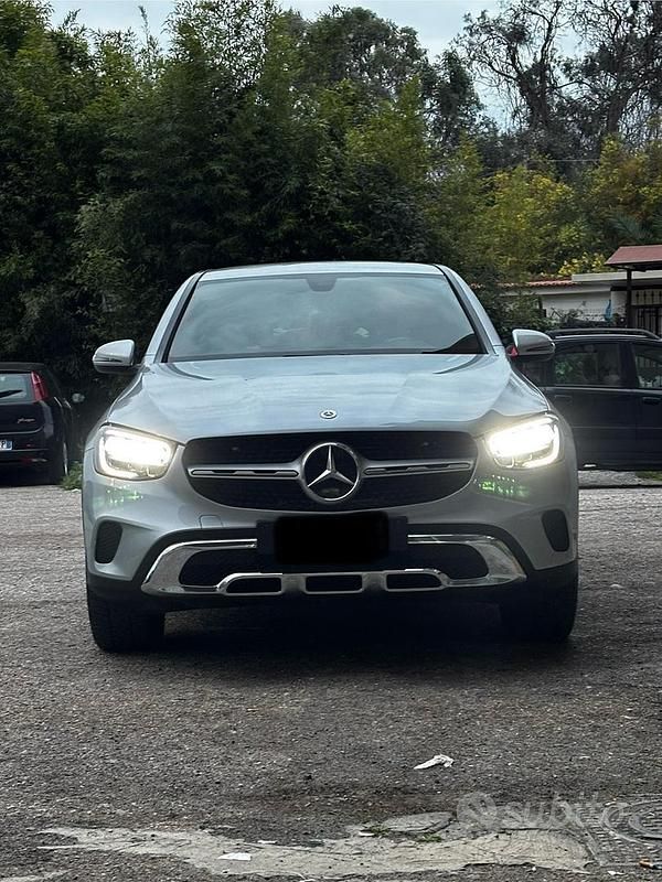 Usata 2021 Mercedes GLC300 Coupé | 39.900 € (Ottimo prezzo) - Immagine 1/4