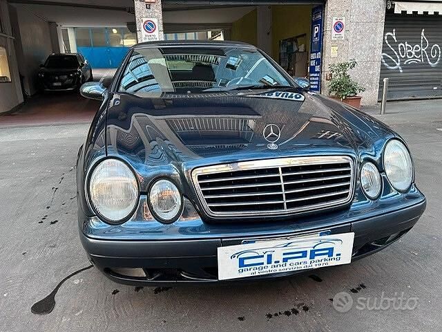 Usata Mercedes CLK200 Elegance 192 CV (141 kW) 1999 Blu Cabrio