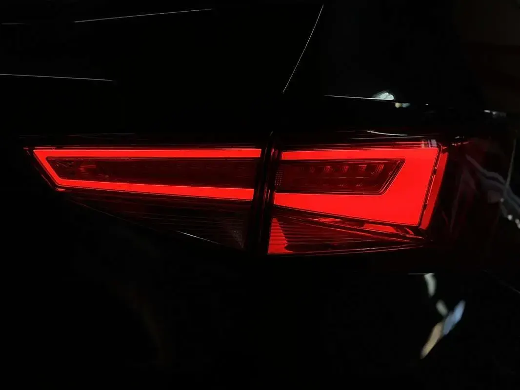 Usata Seat Ateca 116 CV (85 kW) 2017 Nero SUV