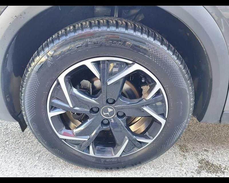 Usata DS Automobiles DS3 Crossback So Chic 100 CV (73 kW) 2019 Grigio SUV