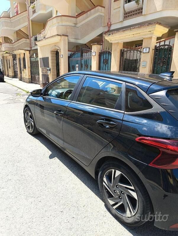 Usata Hyundai i20 84 CV (61 kW) 2023 Nero Utilitaria