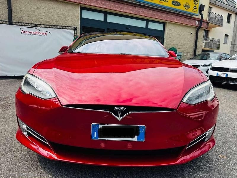 Usata Tesla Model S 158 kW (215 CV) 2018 Rosso Utilitaria