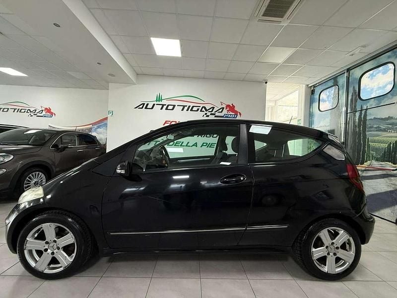 Usata Mercedes A180 109 CV (80 kW) 2006 Nero Coupé