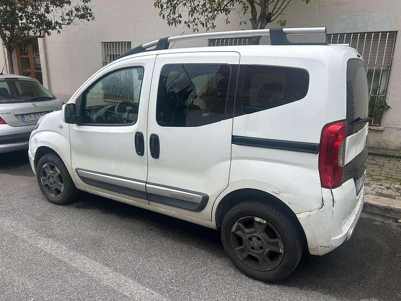 Usata Fiat Qubo Trekking 95 CV (69 kW) 2018 Bianco Monovolume