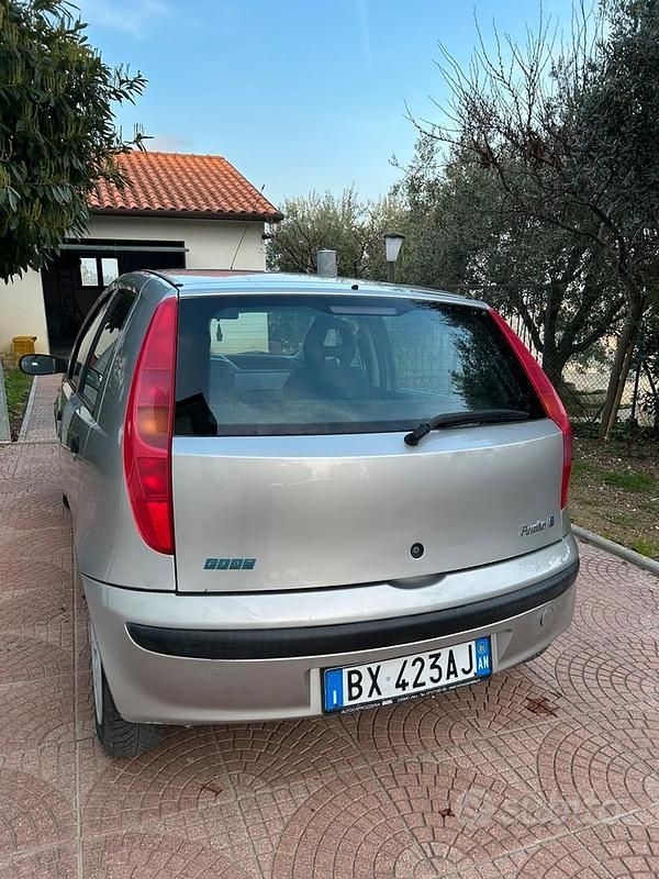 Usata Fiat Punto 2001 Grigio Utilitaria