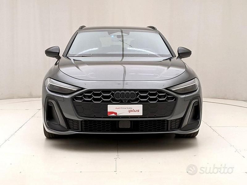 Usata Audi A5 S-Line 204 CV (150 kW) 2025 Grigio Station wagon