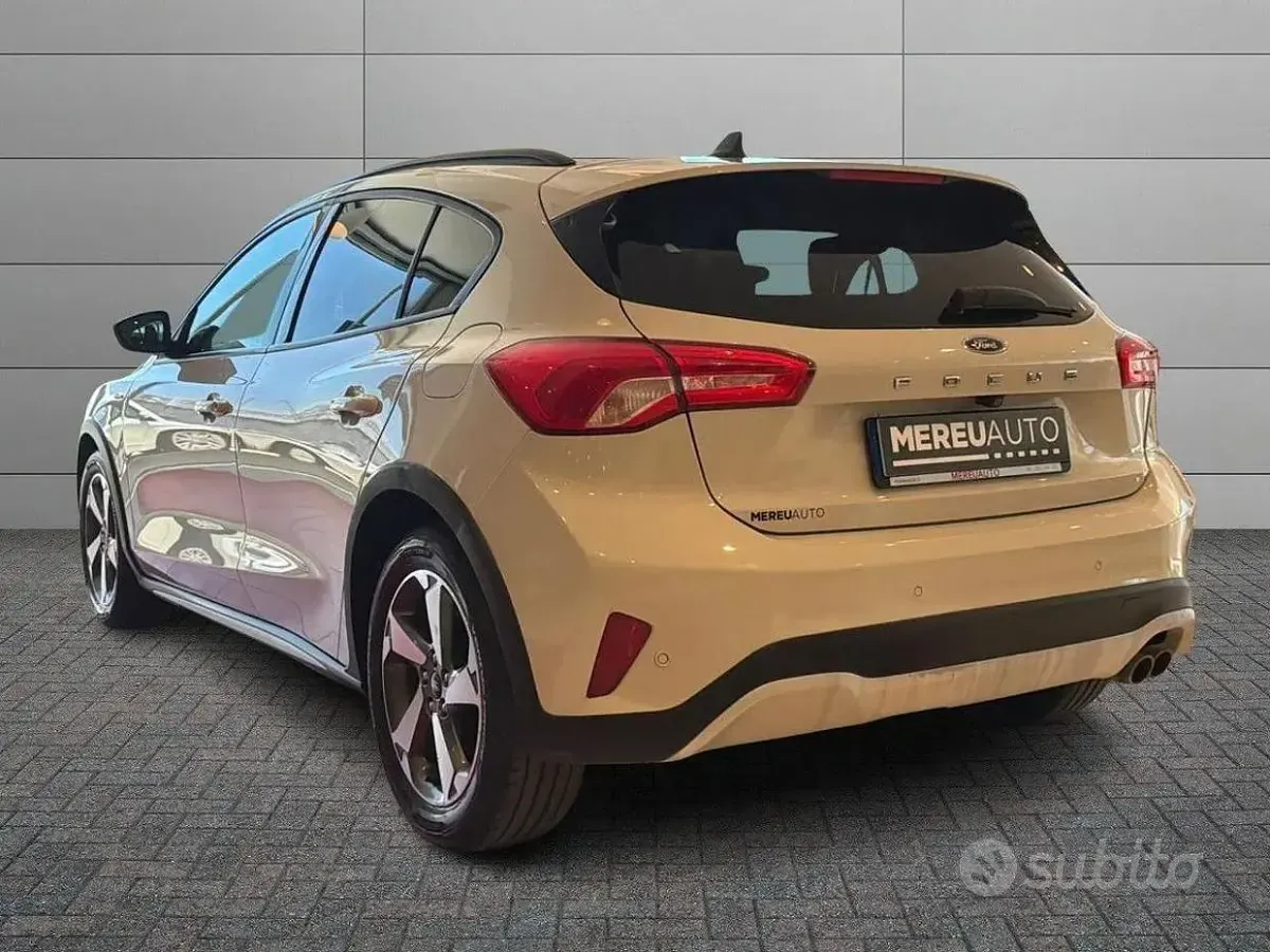 Usata Ford Focus 125 CV (91 kW) 2020 Berlina