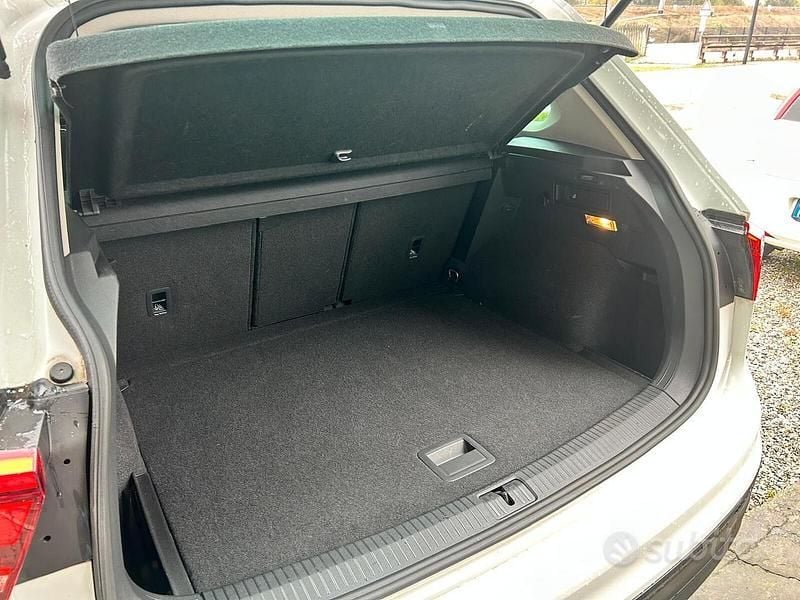 Usata VW Tiguan Sport 116 CV (85 kW) 2019 Bianco SUV