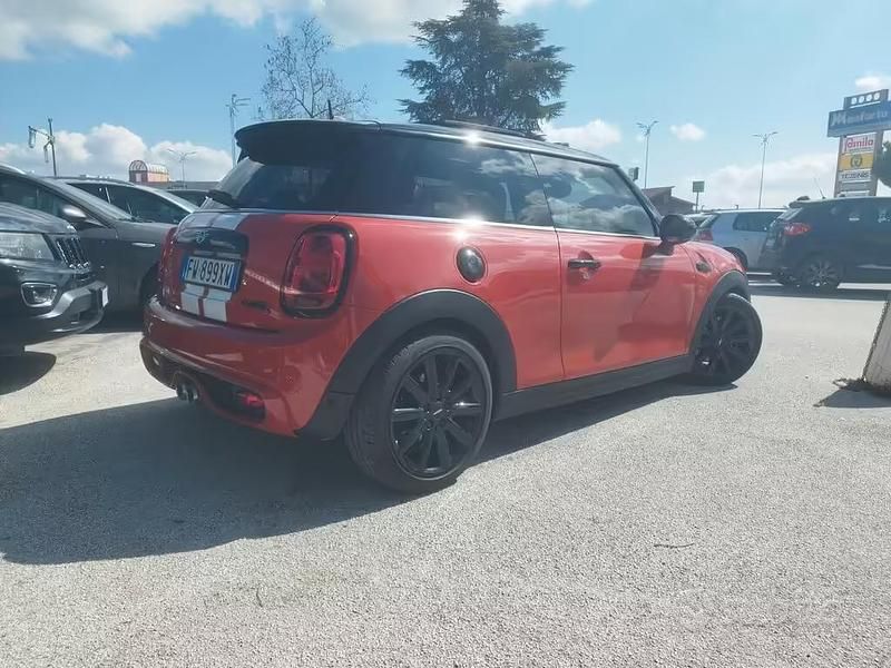Usata Mini Cooper S 191 CV (140 kW) 2019 Rosso Utilitaria