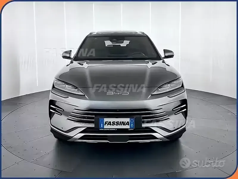 Usata BYD Seal U Boost 218 CV (160 kW) 2025 Grigio SUV