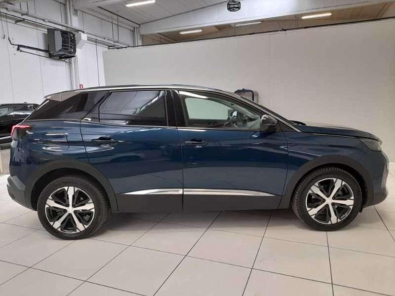 Usata Peugeot 3008 Allure 131 CV (96 kW) 2022 Blu SUV