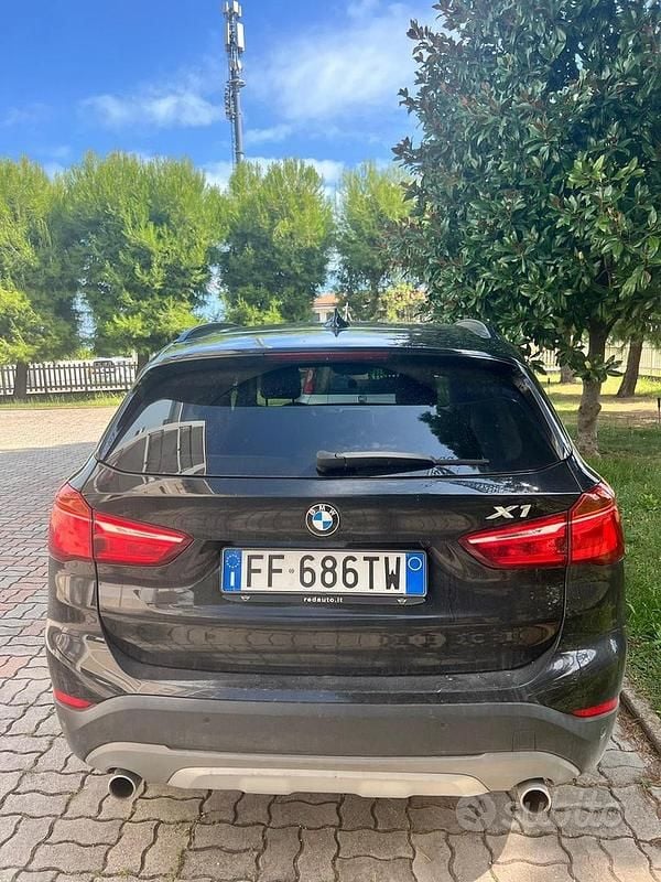 Usata BMW X1 218 CV (160 kW) 2016 SUV