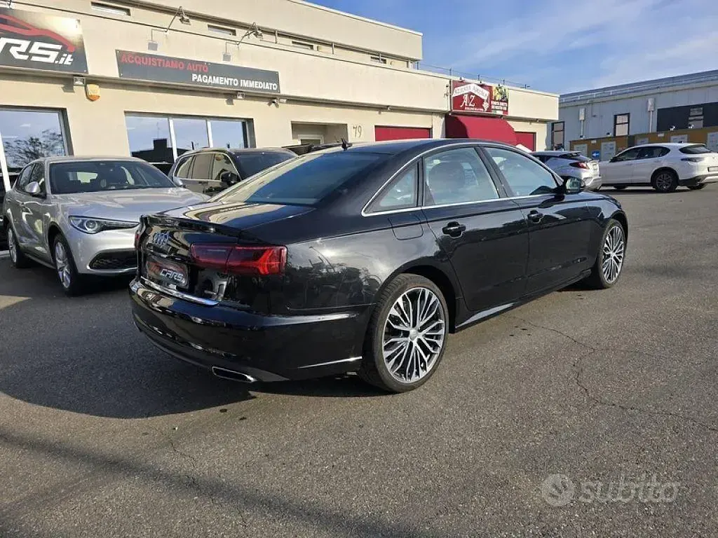 Usado Audi A6 218 CV (160 kW) 2016 Negro Berlina