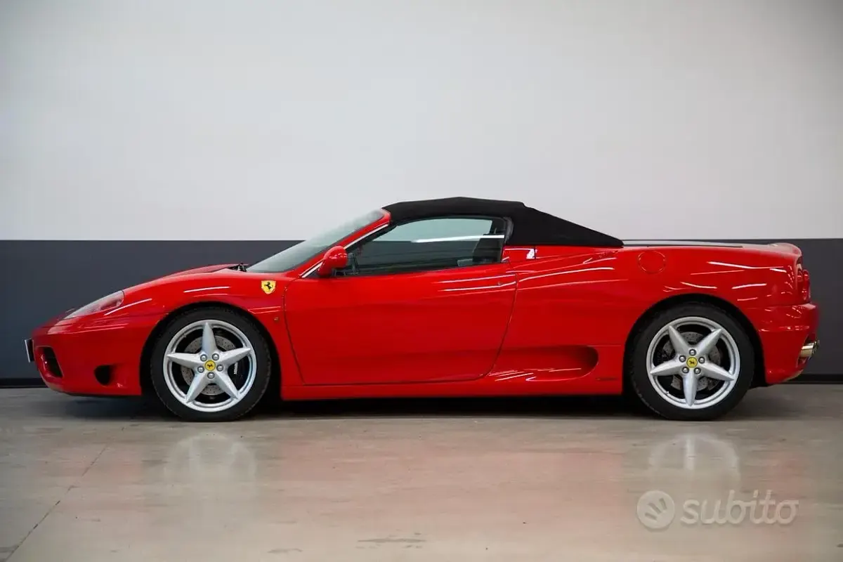 Usata Ferrari 360 400 CV (294 kW) 2002 Rosso Cabrio