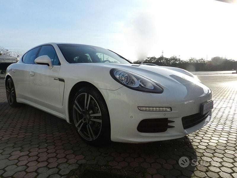 Usata Porsche Panamera 250 CV (183 kW) 2013 Bianco Berlina
