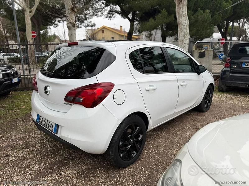 Usata Opel Corsa S 95 CV (69 kW) 2015 Bianco Utilitaria