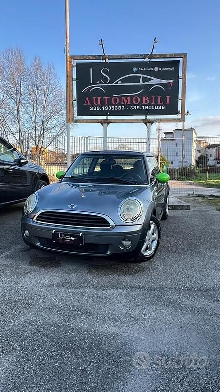 Usata Mini ONE 75 CV (55 kW) 2009 Grigio Utilitaria