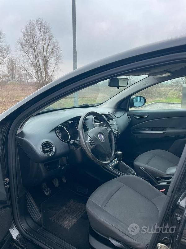 Usata Fiat 1600 120 CV (88 kW) 2008 Nero Berlina