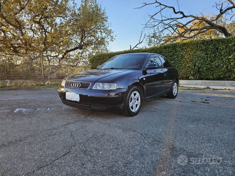 Usata Audi A3 110 CV (80 kW) 2001 Blu Utilitaria