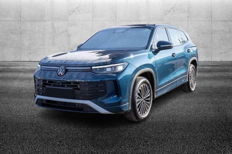 Blu/azzurro Usata 2025 VW Tayron Life SUV | 45.950 € (Ottimo prezzo) - Immagine 1/4