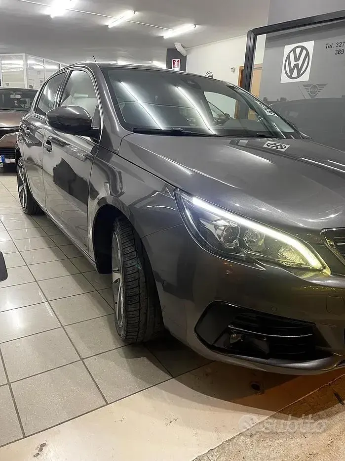 Usata Peugeot 308 Allure 120 CV (88 kW) 2017 Grigio Berlina
