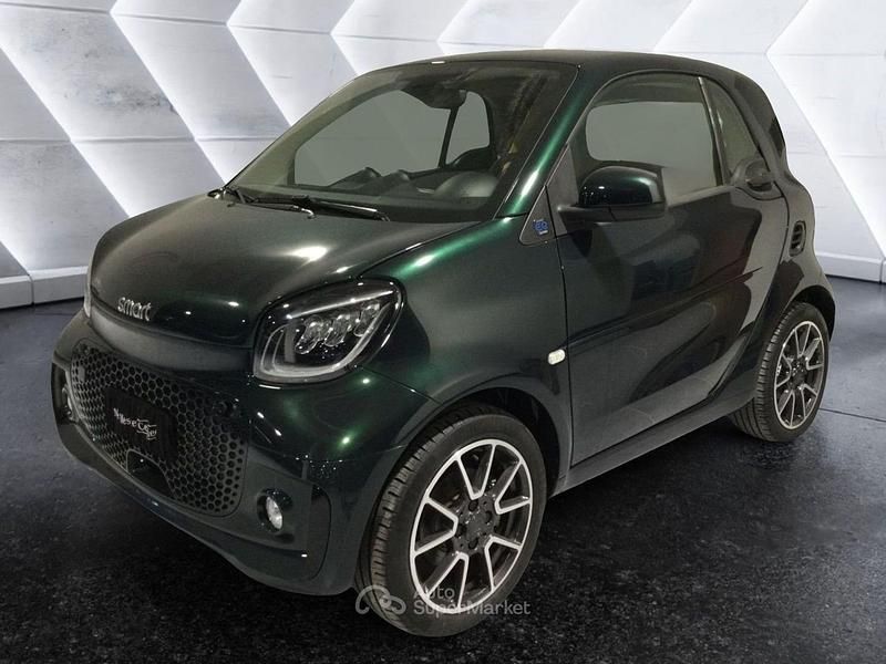 Usata Smart ForTwo Electric Drive Prime 41 kW (56 CV) 2022 Verde Berlina