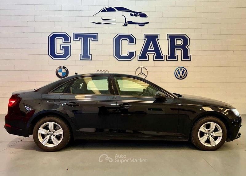 Begagnad Audi A4 Sport 150 HK (110 kW) 2019 Svart Sedan
