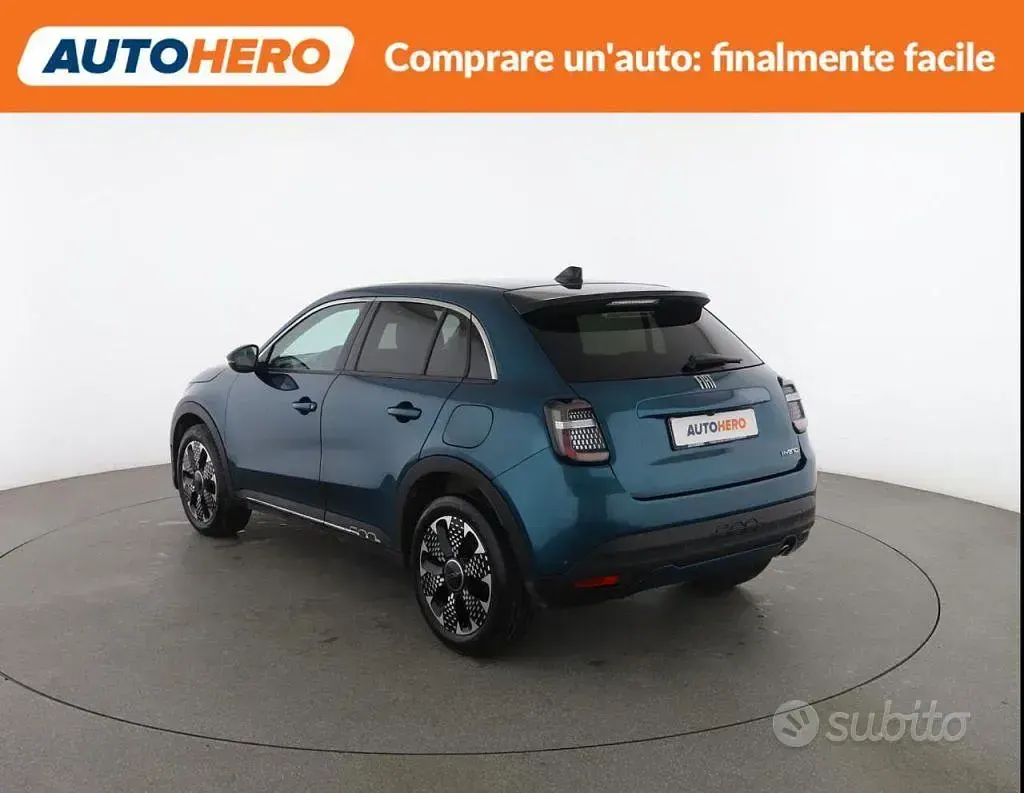 Usata Fiat 600 La Prima 101 CV (74 kW) 2024 Verde SUV