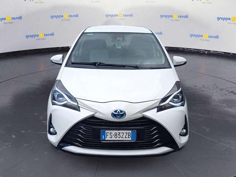 Usata Toyota Yaris Hybrid Active 101 CV (74 kW) 2018 Bianco Utilitaria