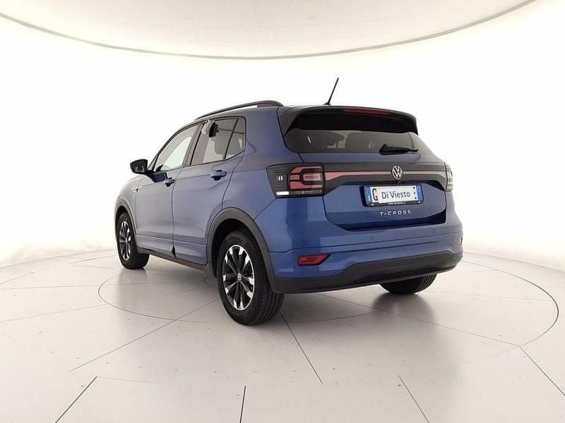 Usata VW T-Cross Sportline 110 CV (80 kW) 2023 Reef blue metallizzato SUV