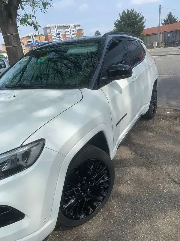 Usata Jeep Compass 131 CV (96 kW) 2022 Bianco SUV