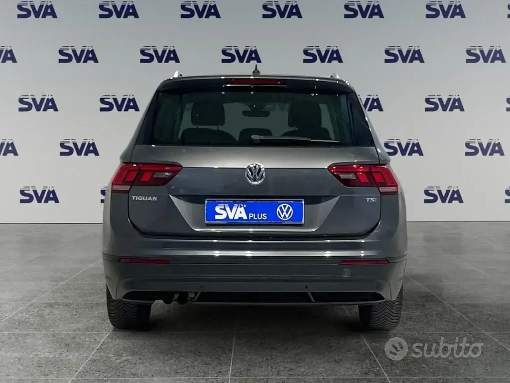 Usata VW Tiguan Business 125 CV (91 kW) 2017 Grigio SUV