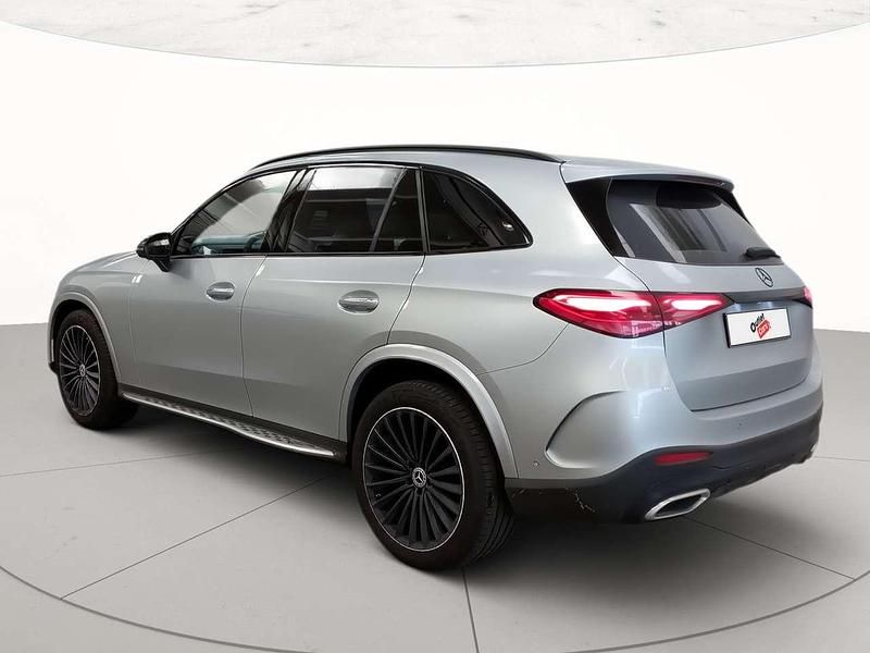 Usata Mercedes GLC220 AMG Line Premium 197 CV (144 kW) 2024 Argento metallizzato SUV