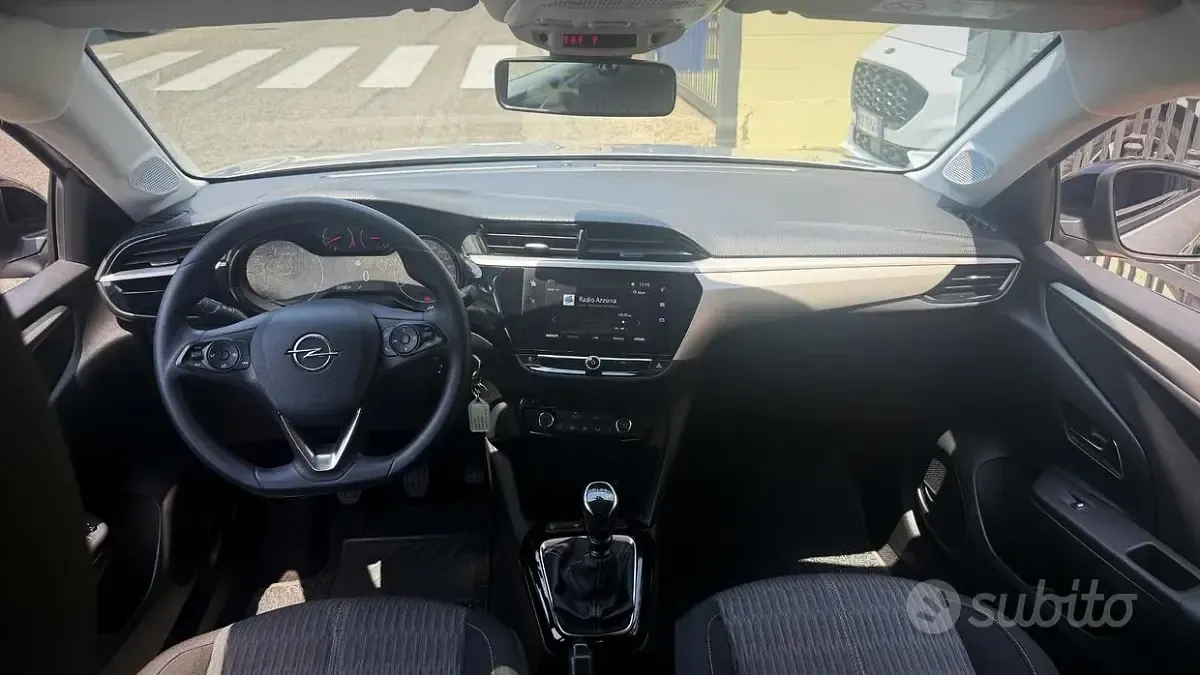 Usata Opel Corsa Edition 102 CV (75 kW) 2022 Grigio Utilitaria