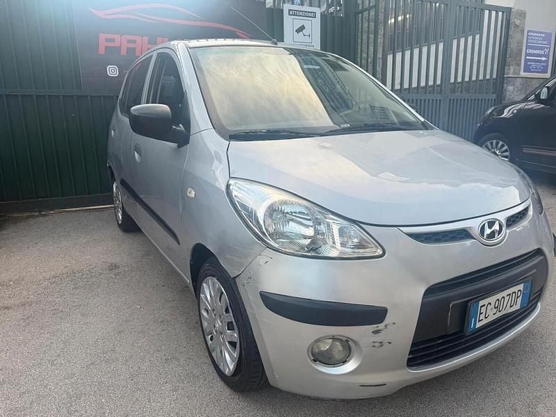 Usata Hyundai i10 Style 67 CV (49 kW) 2010 Grigio Utilitaria
