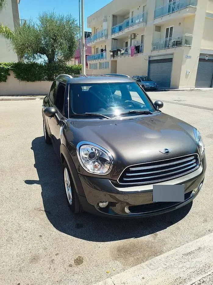 Usata Mini Countryman 111 CV (81 kW) 2012 Grigio SUV
