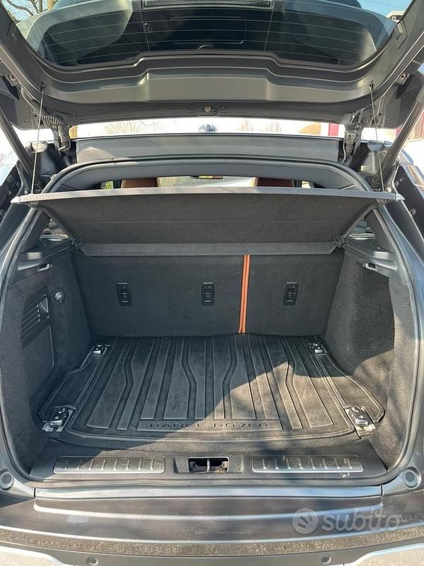 Usata Land Rover Range Rover evoque Dynamic 190 CV (139 kW) 2014 Grigio SUV