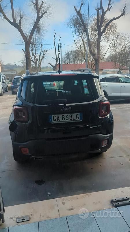 Usata Jeep Renegade Limited 120 CV (88 kW) 2020 Nero SUV