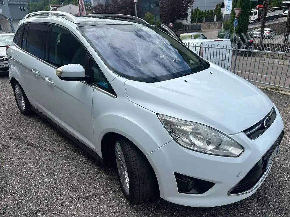 Usata Ford Grand C-Max Titanium 163 CV (119 kW) 2011 Frostweiß Monovolume