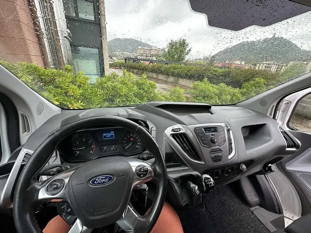 Usata Ford Transit Custom 131 CV (96 kW) 2016