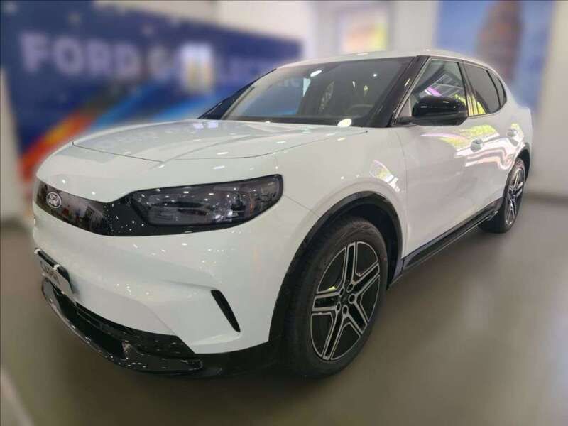 Frozen white Nuova 2025 Ford Capri Extended Range | 48.500 € - Immagine 1/4