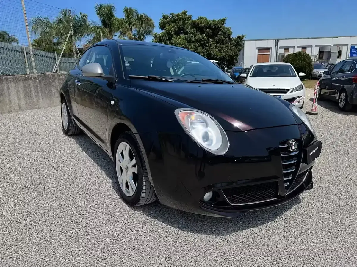 Usata Alfa Romeo MiTo Distinctive 77 CV (56 kW) 2011 Nero Utilitaria