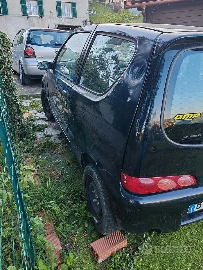 Usata Fiat 600 54 CV (39 kW) 2001 Nero Berlina