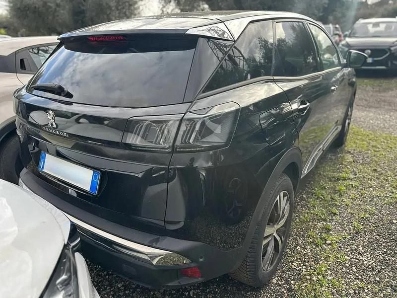Usata Peugeot 3008 Allure 130 CV (95 kW) 2022 Nero SUV