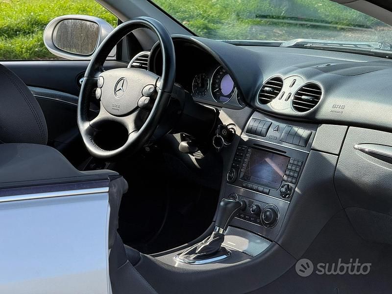 Usata Mercedes CLK270 Avantgarde 170 CV (125 kW) 2004 Grigio Coupé