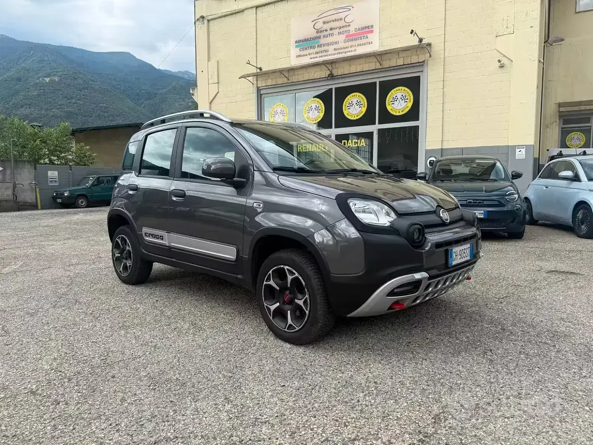 Usata Fiat Panda Cross Cross 85 CV (62 kW) 2022 Grigio Utilitaria