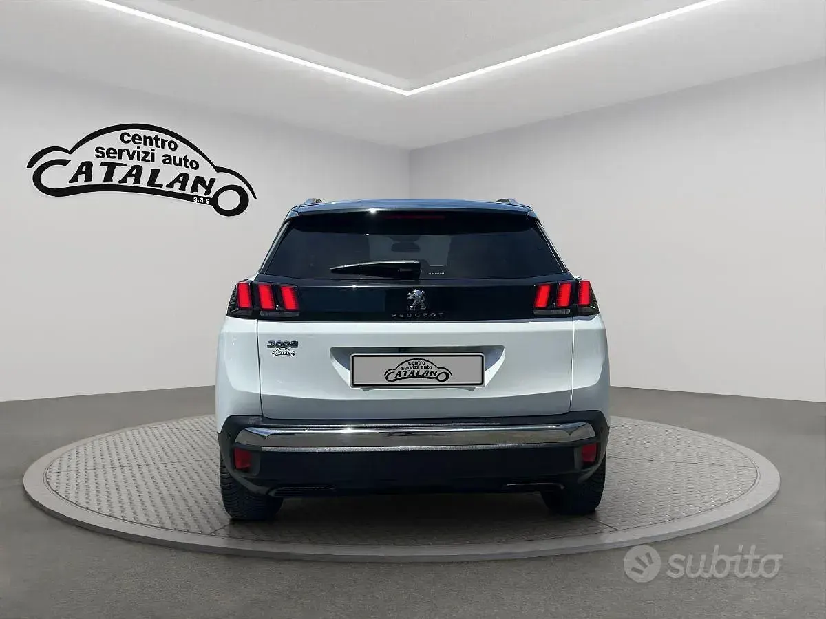 Usata Peugeot 3008 S 131 CV (96 kW) 2018 Bianco SUV
